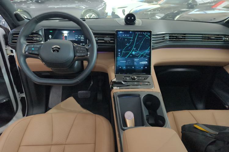 Used Nio ES8 2020 415 km Range 6-Seater Version
