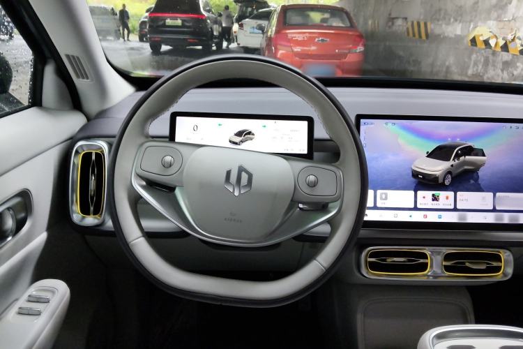 Used Leapmotor B10 2025 510 LiDAR Version Steering Wheel