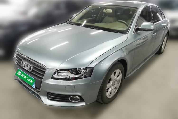 Used Audi A4L 2012 2.0 TFSI automatic Comfort trim level