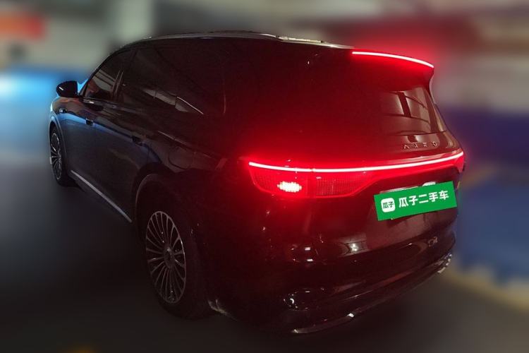 Used Hima AITO M8 2025 Extended-Range Max+ Version 53.4 kWh 6-Seater Edition
