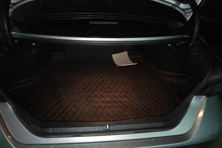 Used Toyota Avalon 2019 Dual-Engine 2.5L XLE Prestige Version China VI Standard