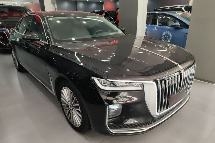 Used Hongqi H9 2023 2.0T Smart Connect Flagship Edition Front Right 45 Deg