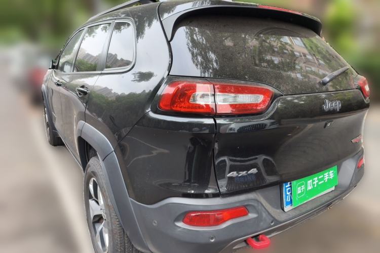 Used Jeep Cherokee 2014 2.4L High-Performance Version
