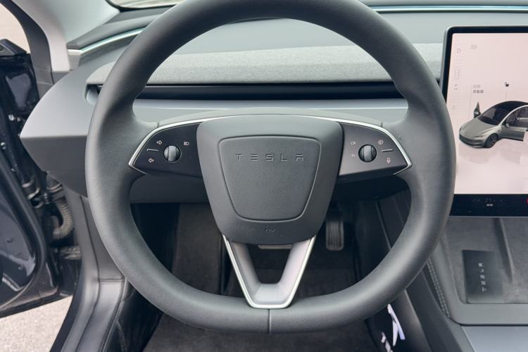 Used Tesla Model 3 2023 Rear-Wheel-Drive Version
