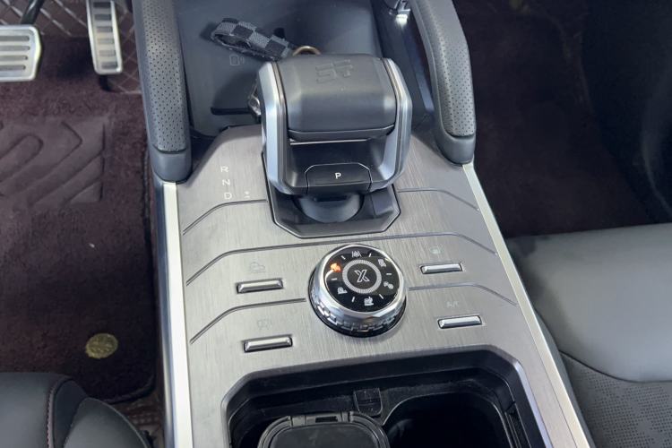 Used JETOUR Traveler 2023 2.0T All-Wheel Drive CrossPRO+ Interior 5