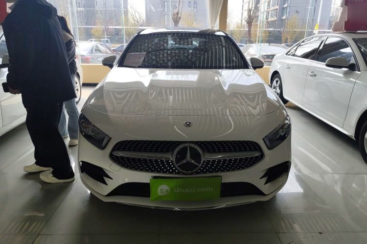 Used Mercedes-Benz A-Class 2021 A 200 L Sport Sedan Fashion Model
