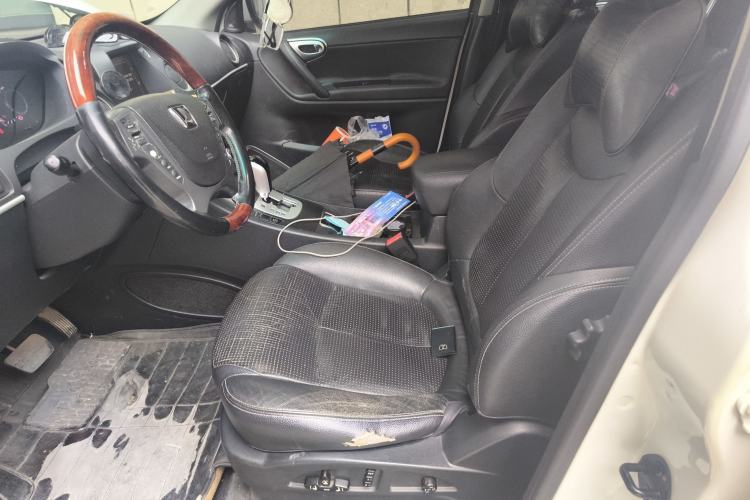 Used Luxgen Great 7 SUV 2013 Limited-Edition Sharp Model 2.2T Two-Wheel-Drive Smart Version