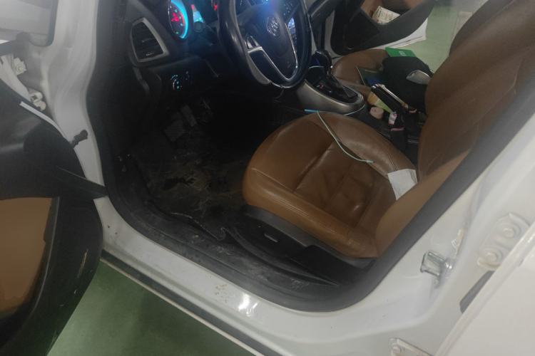 Used Buick GT 2013 GT 1.8L Automatic Fashion Edition
