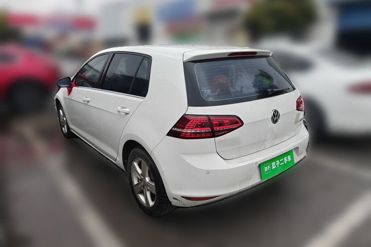 Used Volkswagen Golf 2017 1.6L Automatic Comfort Million-Vehicle Anniversary Edition