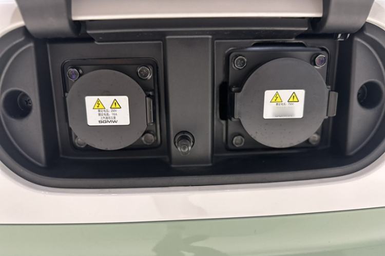 Used Wuling Hongguang MINIEV 2024 3rd Generation 215km Youth Edition