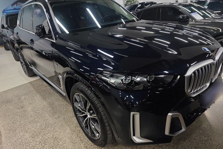Used BMW X5 2023 xDrive 30Li M Sport Package
