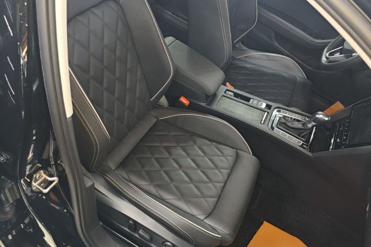 Used Volkswagen Magotan GTE Plug-in Hybrid 2022 GTE Luxury Model