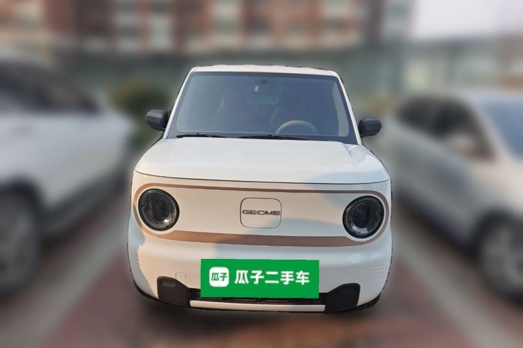 Used Geely Galaxy Panda 2024 Panda Mini 200km Endurance Bear
