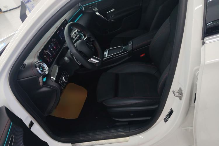 Used Mercedes-Benz A-Class 2025 A 200 L Fashion Model Left Front Seat