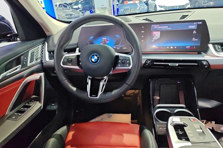 Used BMW iX1 2023 xDrive30L M Sport Package
