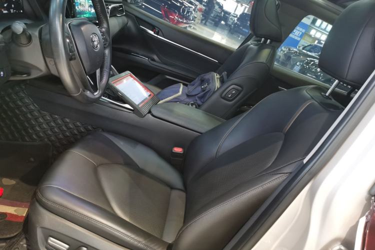 Used Toyota Camry 2021 2.5G Luxury Edition