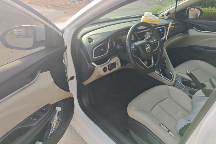 Used Buick GT 2019 15T Dual-Clutch Connected Elite Model China VI
