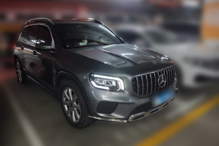 Used Mercedes-Benz GLB 2020 Facelift GLB 200 Fashion Edition Front Right 45 Deg