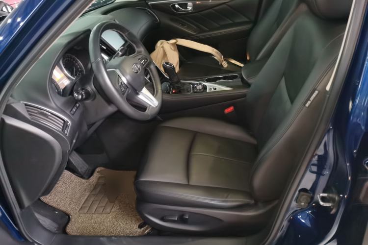 Used Infiniti Q50L 2018 2.0T Comfort Edition China V Standard
