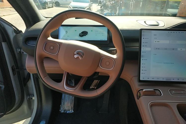 Used Nio EC6 2024 75 kWh
