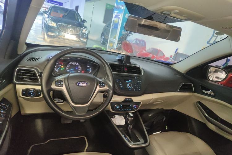 Used Ford Escort 2015 1.5L Automatic Fashion Model