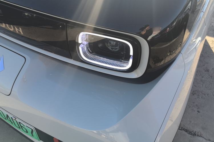 Used Baojun KiWi EV 2021 Artist Model Lithium Iron Phosphate
