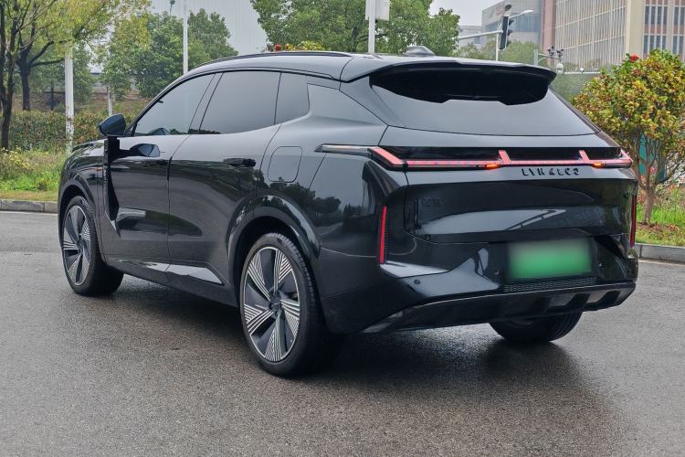 Used Lynk & Co 08 EM-P 2024 120km Long-Range Plus
