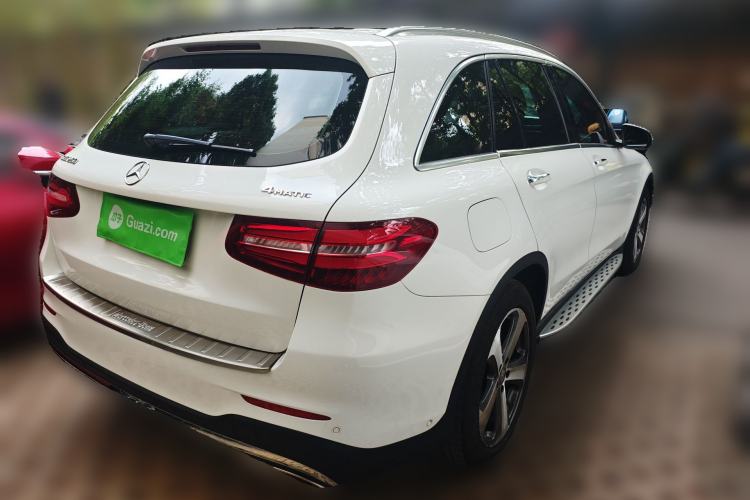 Used Mercedes-Benz GLC 2017 GLC 260 4MATIC Luxury Model
