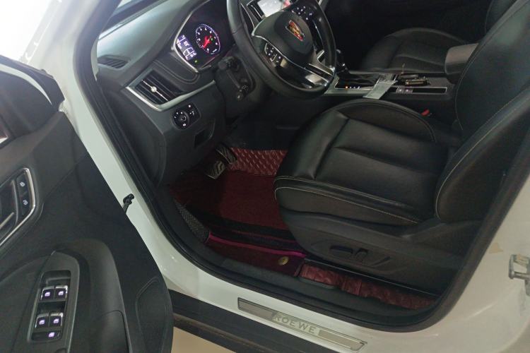 Used Roewe RX5 2016 20T Two-Wheel Drive Automatic Internet Smart Edition
