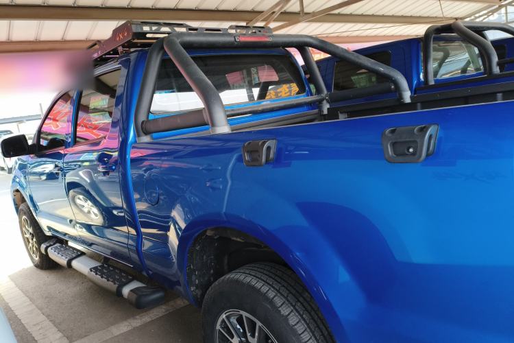 Used Huanghai Da Niu 2022 2.8T Pioneer Edition Manual Diesel 4x4 Value-Added Flatbed Cargo Box JE493ZLQ6H