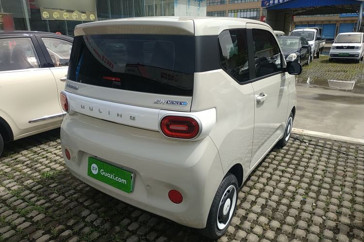 Used Wuling Hongguang MINIEV 2024 3rd Generation 215km Youth Edition

