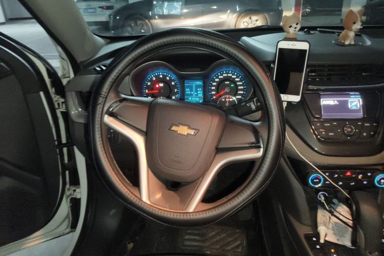 Used Chevrolet Malibu 2016 1.6T Automatic Comfort Edition Steering Wheel