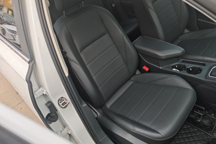 Used Volkswagen Lavida 2018 1.5L Automatic Comfort Edition China V Standard Right Front Seat