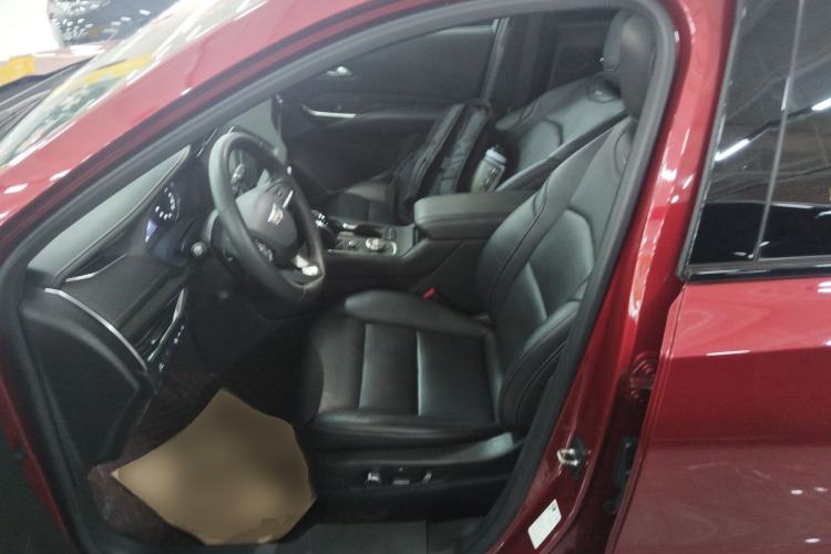 Used Cadillac XT4 2022 28T Four-Wheel Drive Platinum Edition