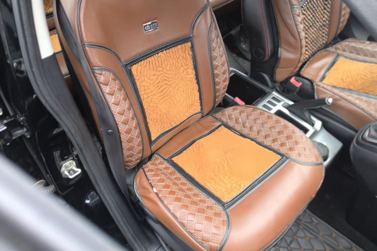 Used Haval H6 2016 Upgraded Model 1.5T Manual Two-Wheel Drive Elite Version Right Front Seat