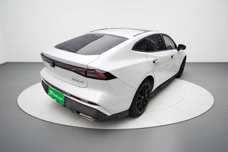 Used CHANGAN UNI-V 2024 1.5T Prestige Edition
