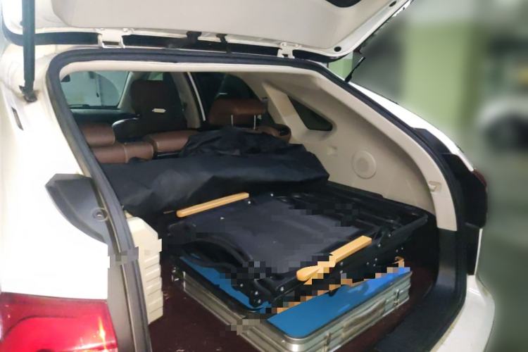 Used BYD Tang New Energy 2015 2.0T Four-Wheel-Drive Flagship Model Trunk