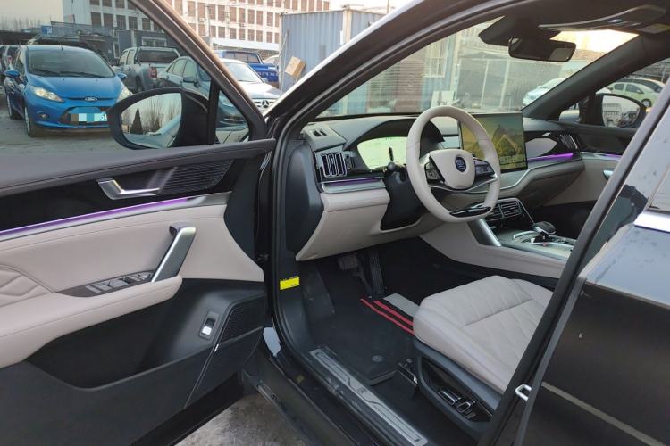 Used BYD Tang New Energy 2024 DM-i Glory Edition 112KM Prestige Model