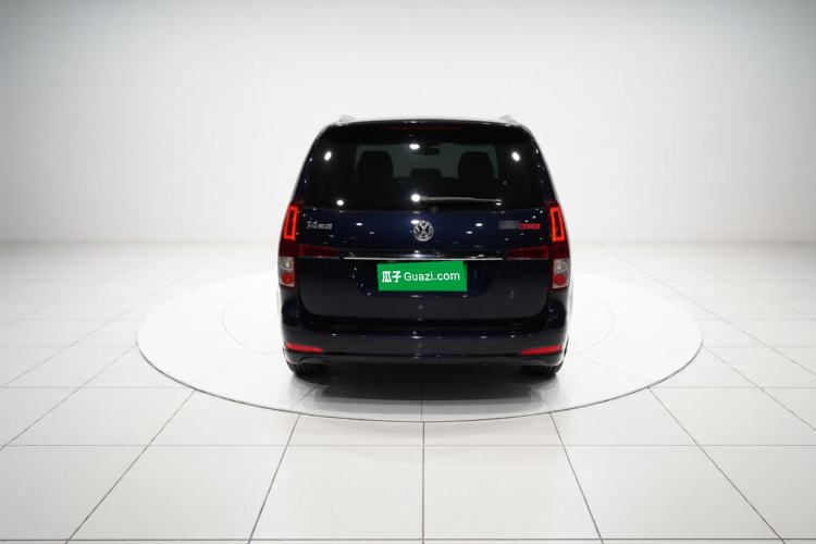 Used FORTHING Lingzhi PLUS 2021 Travel Edition 2.0L Manual Luxury 7-Seater
