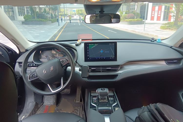 Used Hongqi E-QM5 2022 431 km Charge & Enjoy Edition
