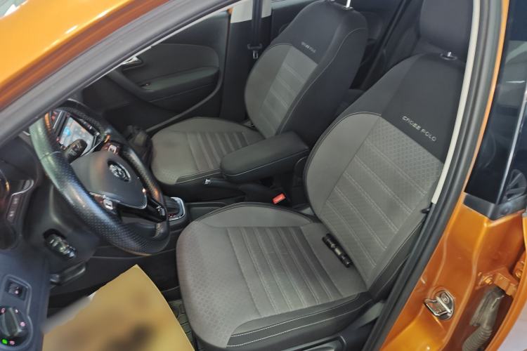 Used Volkswagen Polo 2014 1.6L Cross Polo Automatic