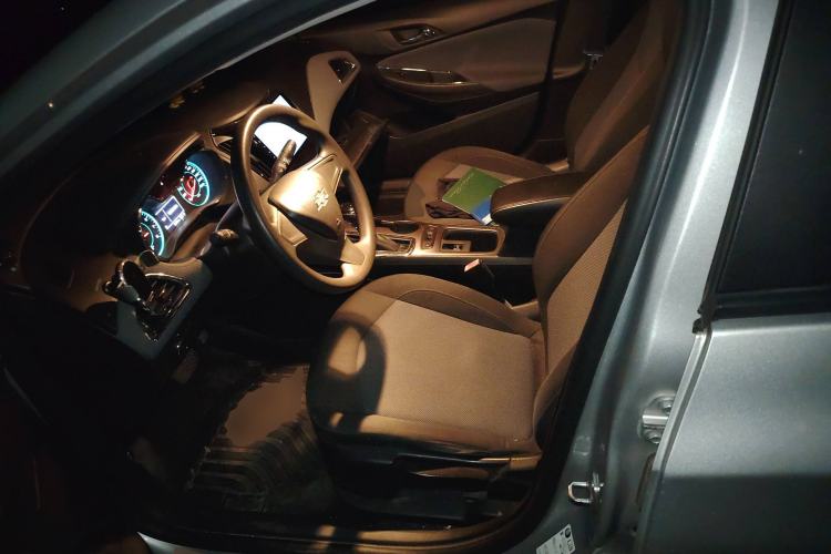 Used Chevrolet Cruze 2018 Redline 320 Automatic Pioneer Edition Left Front Seat