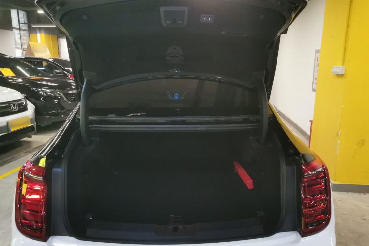 Used Hongqi H9 2022 2.0T Smart Connect Flagship Edition
