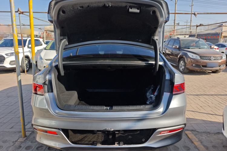 Used BYD Qin PLUS 2024 HONOR Edition DM-i 55KM Leading Model