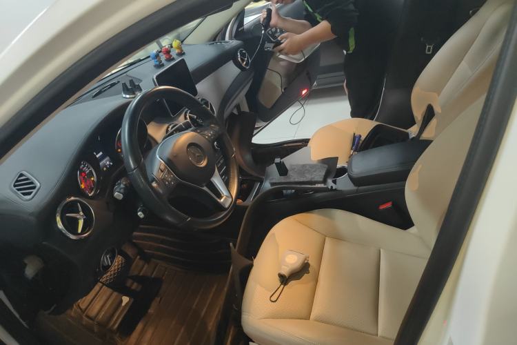 Used Mercedes-Benz GLA 2015 GLA 220 4MATIC Luxury Model