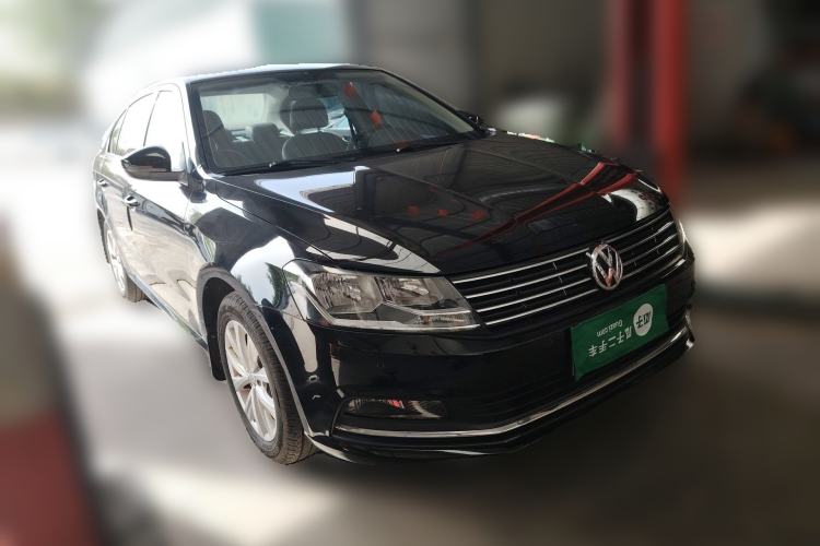 Used Volkswagen Lavida 2017 1.6L Automatic Comfort Edition
