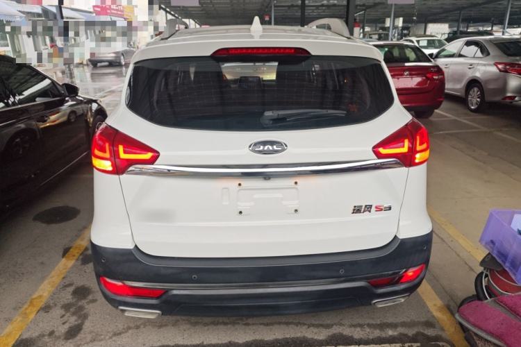Used JAC Refine S3 2017 1.6L CVT Smart Connect Model