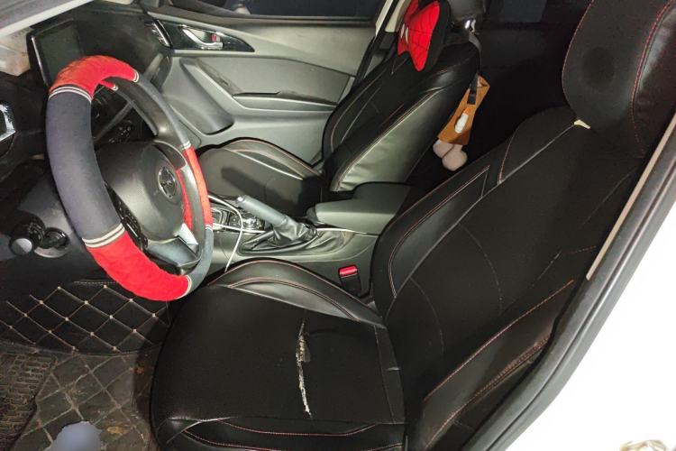 Used Mazda 3 Axela 2016 Hatchback 1.5L Automatic Luxury Model Left Front Seat