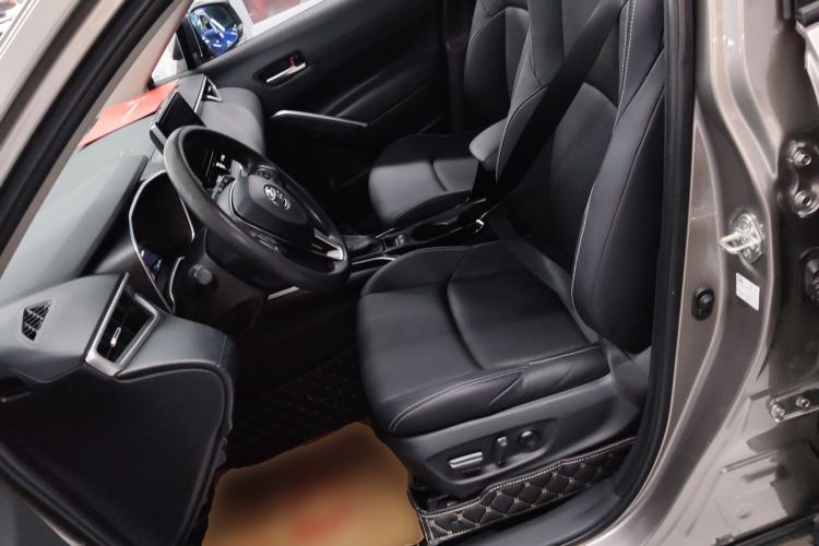 Used Toyota FRONTLANDER 2022 2.0L CVT Luxury PLUS Edition