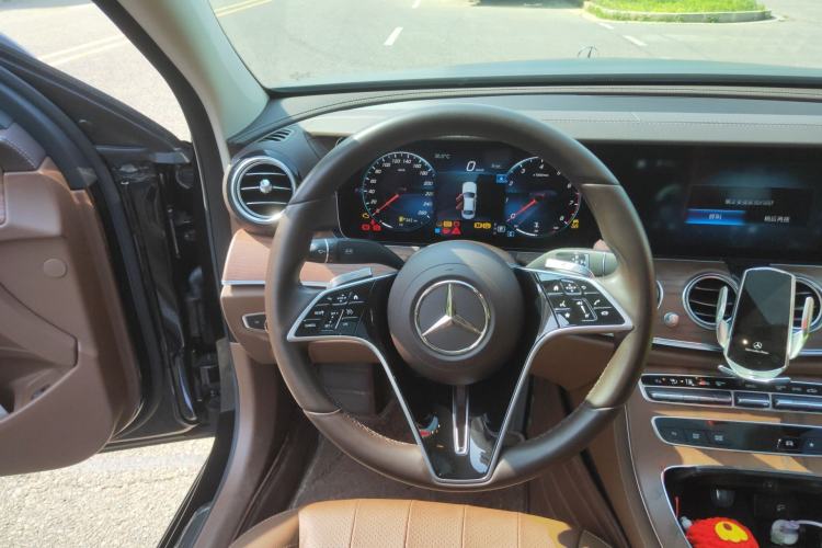 Used Mercedes-Benz E-Class 2023 Updated E 300 L Luxury Edition
